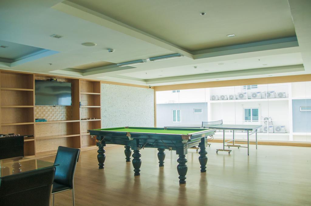 Cosy Beach View Condominium Паттая Екстер'єр фото