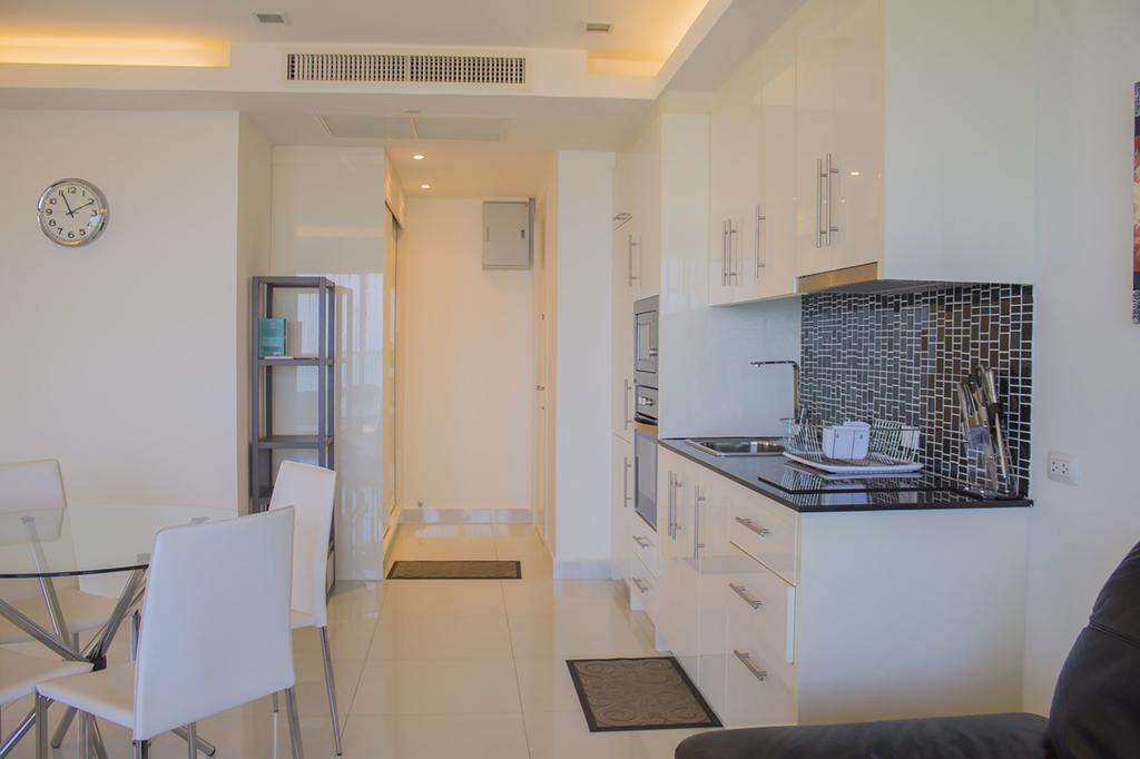 Cosy Beach View Condominium Паттая Екстер'єр фото