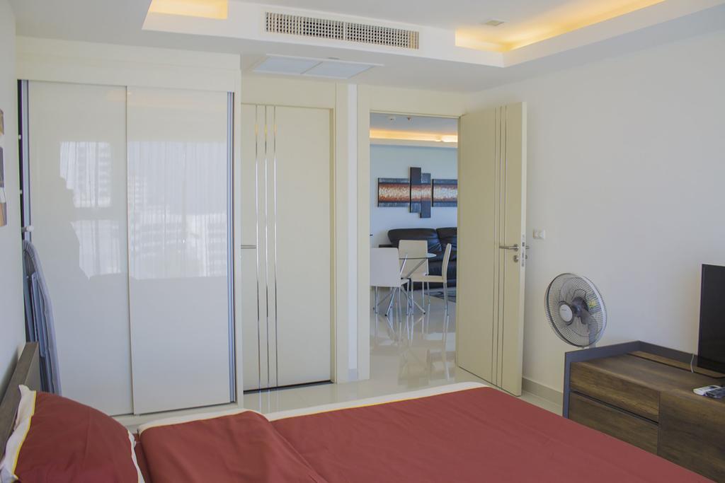 Cosy Beach View Condominium Паттая Екстер'єр фото